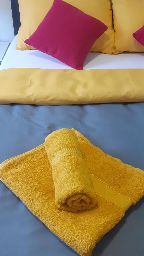 Apartament Oaza Klara Karlovac Zewnętrze zdjęcie